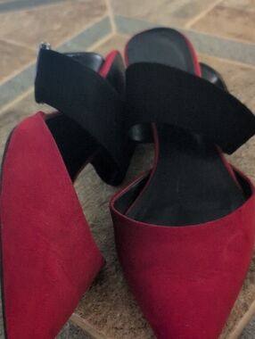 Mango Red Pointed-Toe Slingback Mules with Black Strap